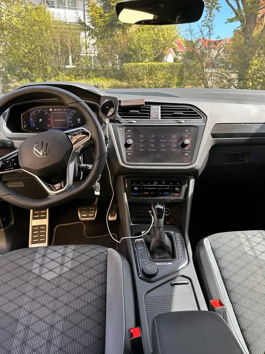 Gebraucht VW Tiguan R-line 200 PS (147 kW) 2020 Grau SUV