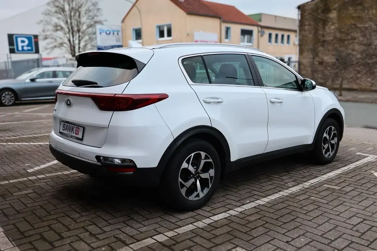 Gebraucht Kia Sportage 132 PS (97 kW) 2020 Weiß SUV