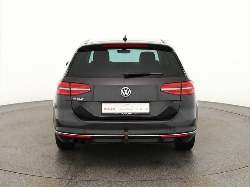 Gebraucht VW Passat Highline 180 PS (132 kW) 2018 Andere Kombi
