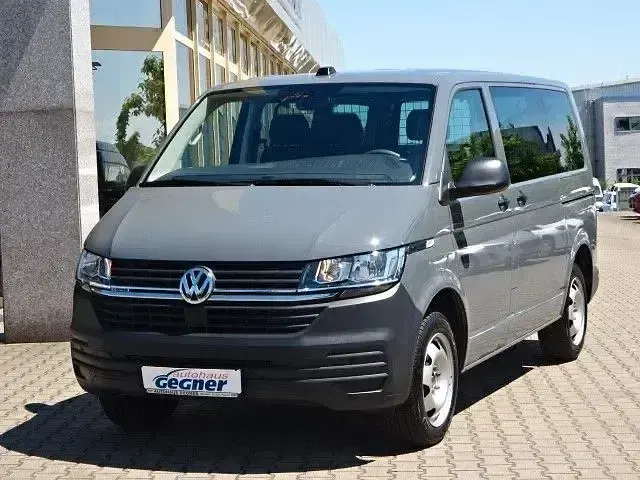 Usata VW Transporter 150 CV (110 kW) 2023 Grigio Furgone