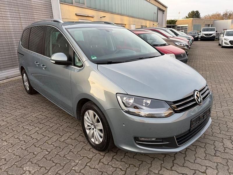 Gebraucht VW Sharan Highline 140 PS (102 kW) 2010 Grau Van / Kleinbus