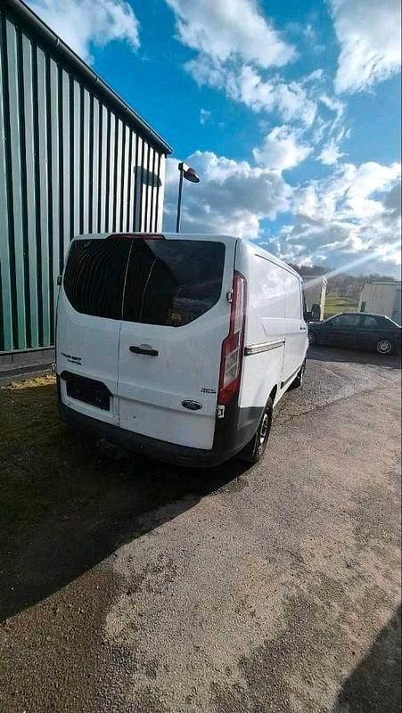 Second-hand Ford Transit Custom 101 CP (74 kW) 2015 Alb Monovolum