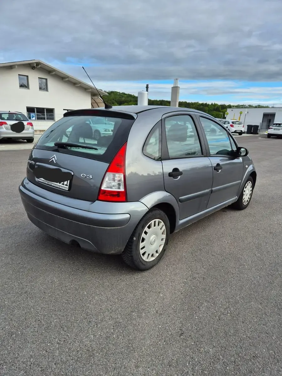 Używany Citroën C3 73 KM (53 kW) 2009 Hatchback