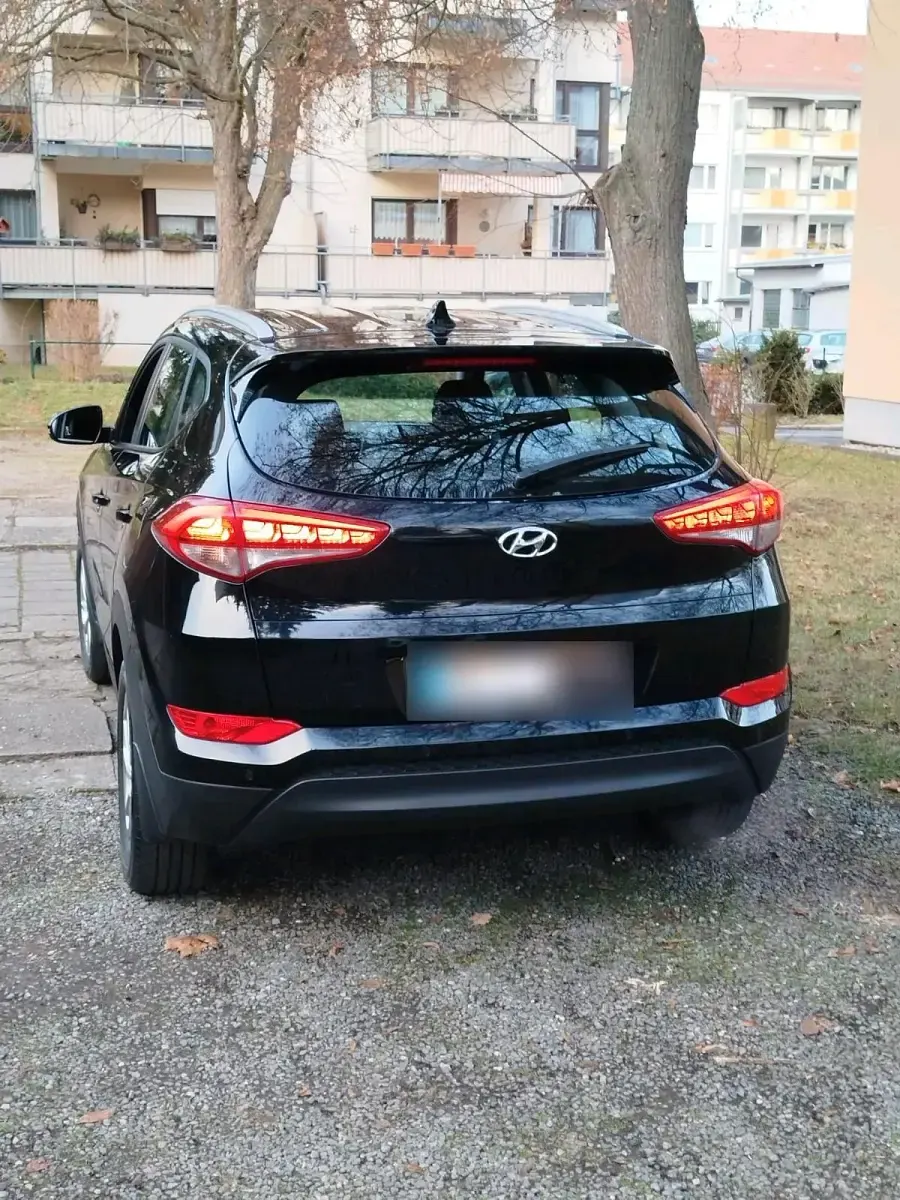 Gebraucht Hyundai Tucson 132 PS (97 kW) 2017 Schwarz SUV