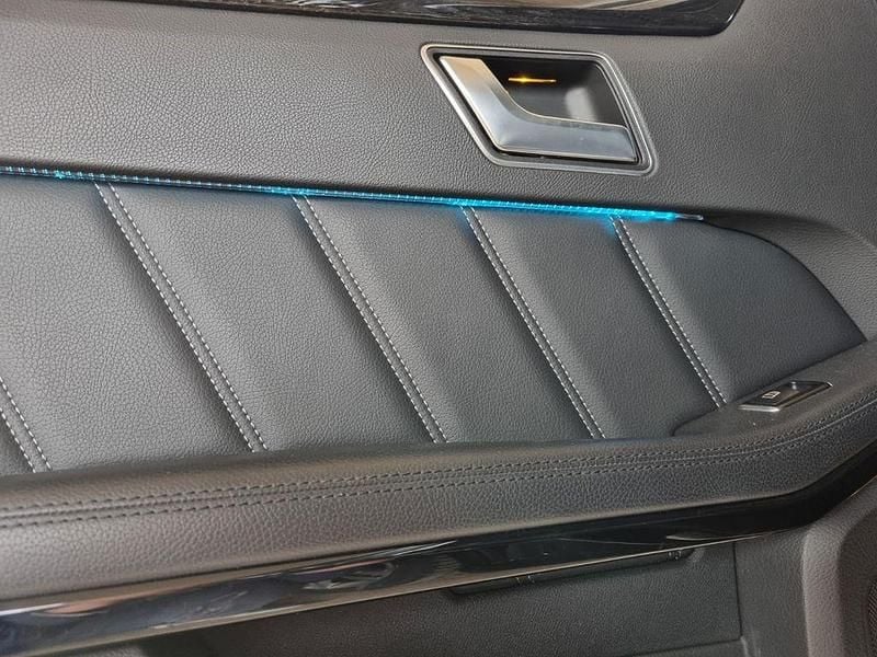 Usata Mercedes E350 252 CV (185 kW) 2014 Nero Berlina