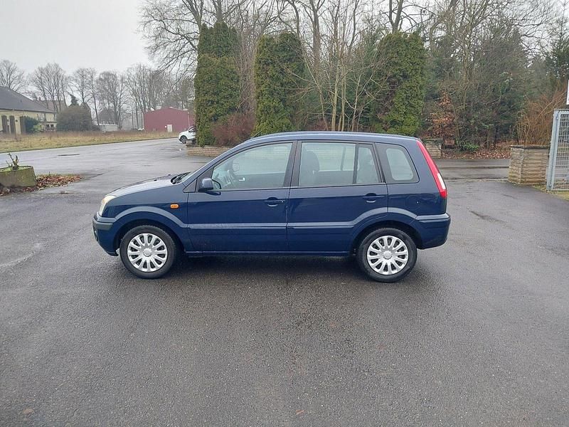 Gebraucht Ford Fusion Style 80 PS (58 kW) 2010 Blau Kleinwagen