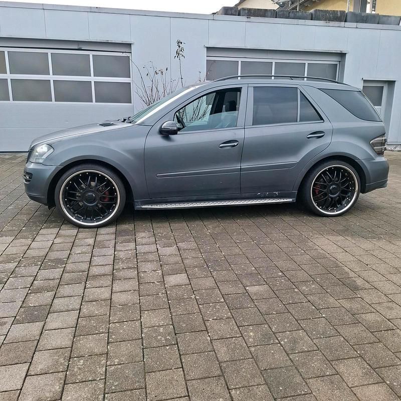 Schwarz Gebraucht 2008 Mercedes ML280 SUV | 5.200 € (Superpreis) - Bild 1/4