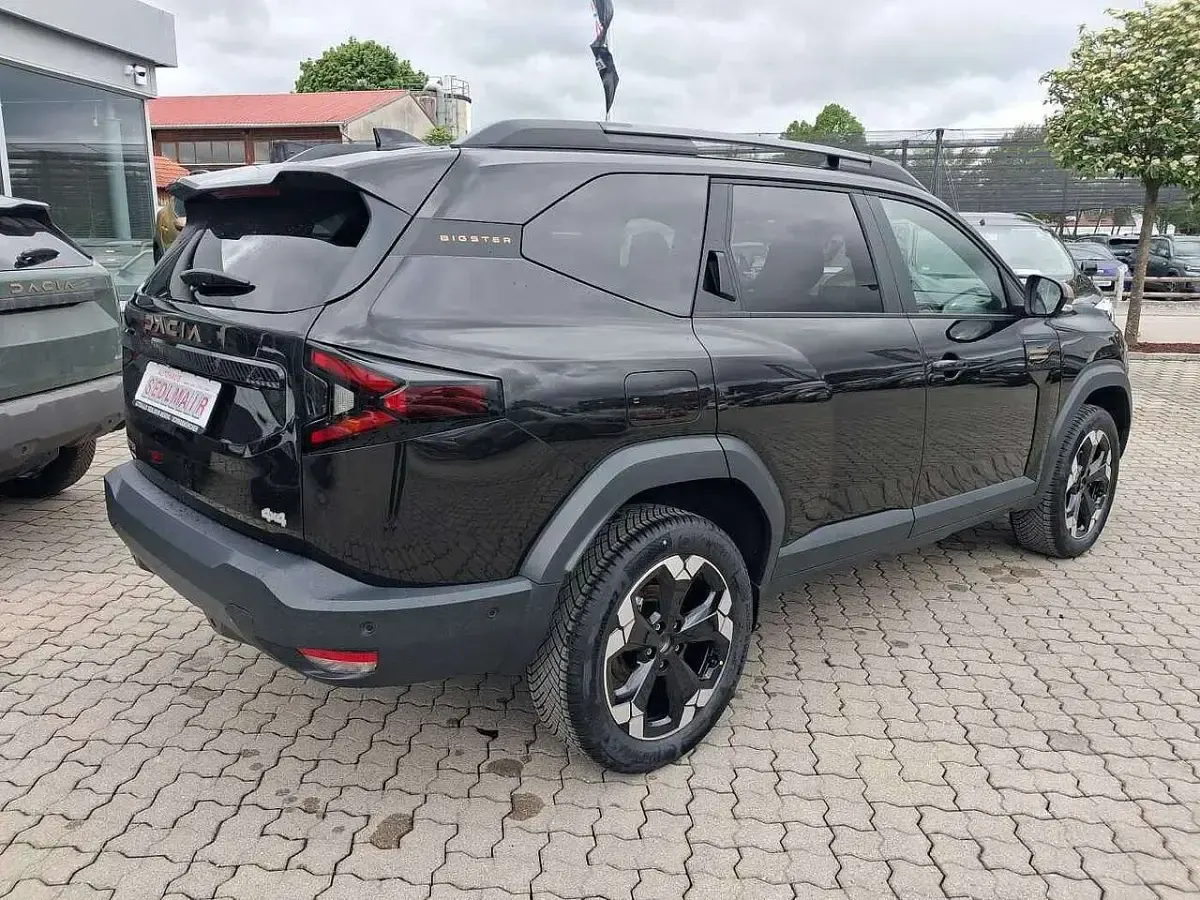 Neu Dacia Bigster Extreme 154 PS (113 kW) 2026 Pearl black SUV