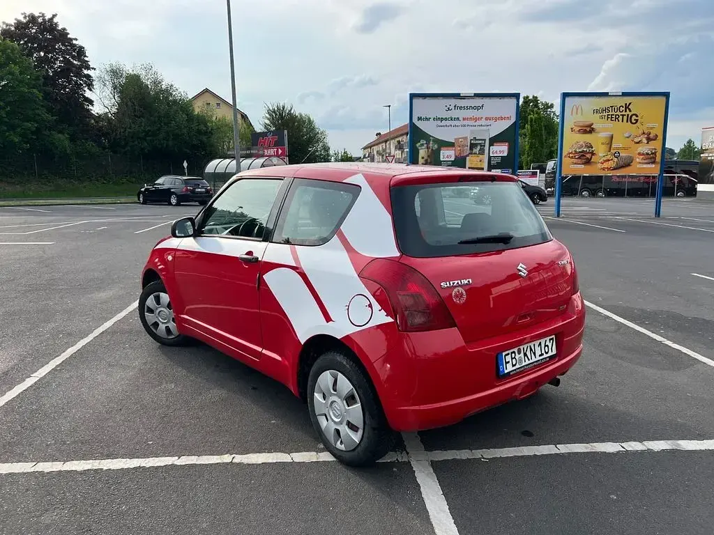 Gebraucht Suzuki Swift 92 PS (67 kW) 2007 Rot Kleinwagen