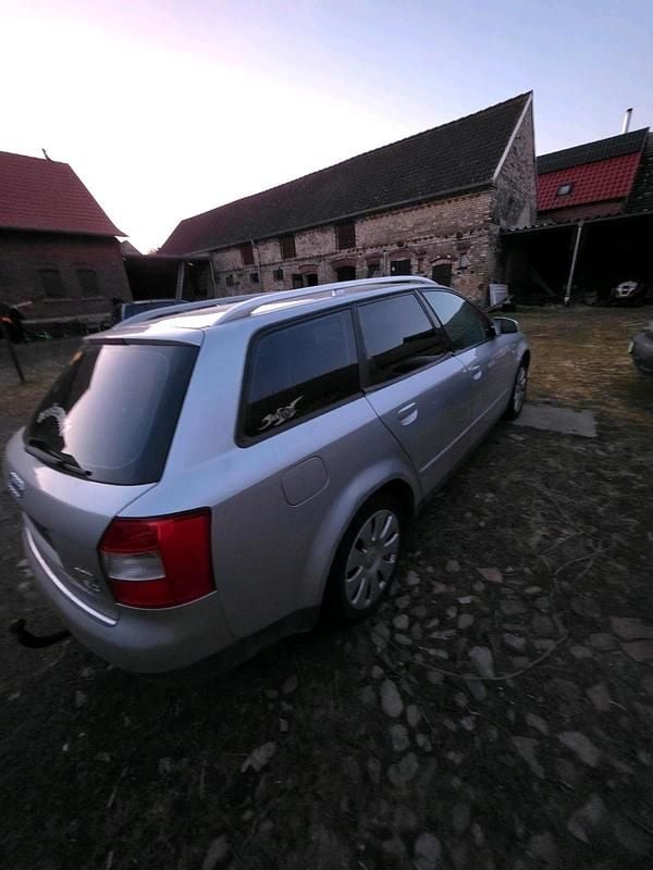Gebraucht Audi A4 2002 Silber Kombi