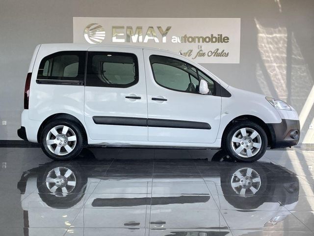 Gebraucht Peugeot Partner Tepee Active 98 PS (72 kW) 2013 Weiß Van / Kleinbus