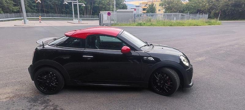 Gebraucht Mini John Cooper Works 211 PS (155 kW) 2013 Schwarz Kleinwagen