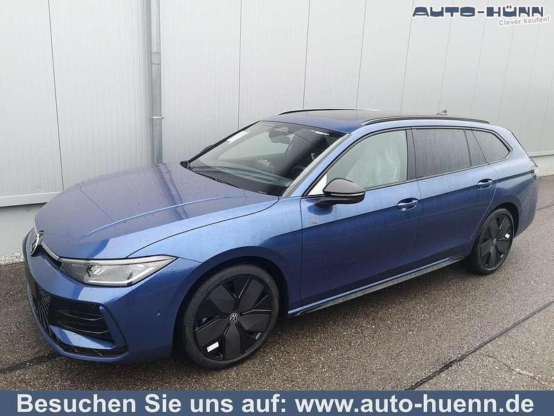 Neu VW Passat R-line 220 PS (161 kW) 2025 Reeflblau metallic reeflblau metallic Kombi