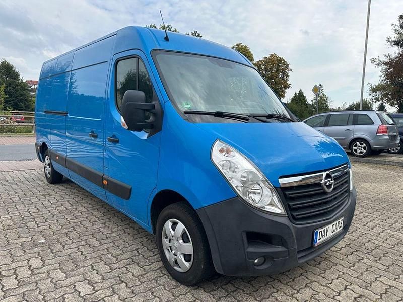 Gebraucht Opel Movano 145 PS (106 kW) 2019 Blau Van