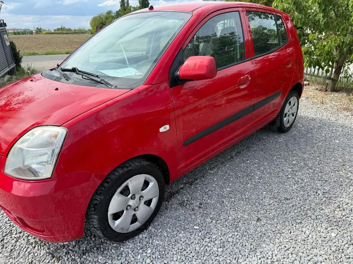 Gebraucht Kia Picanto LX 65 PS (47 kW) 2009 Scarletrot Kleinwagen
