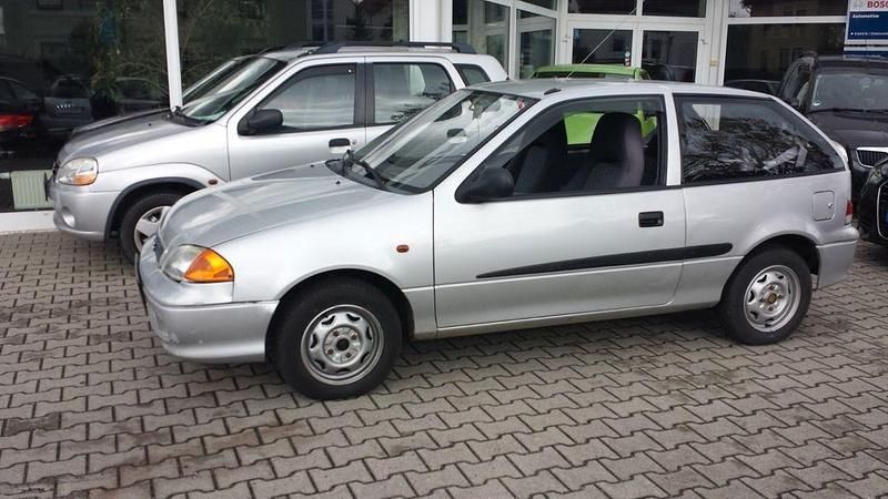 Gebraucht Suzuki Swift 53 PS (38 kW) 2001 Silber Kleinwagen