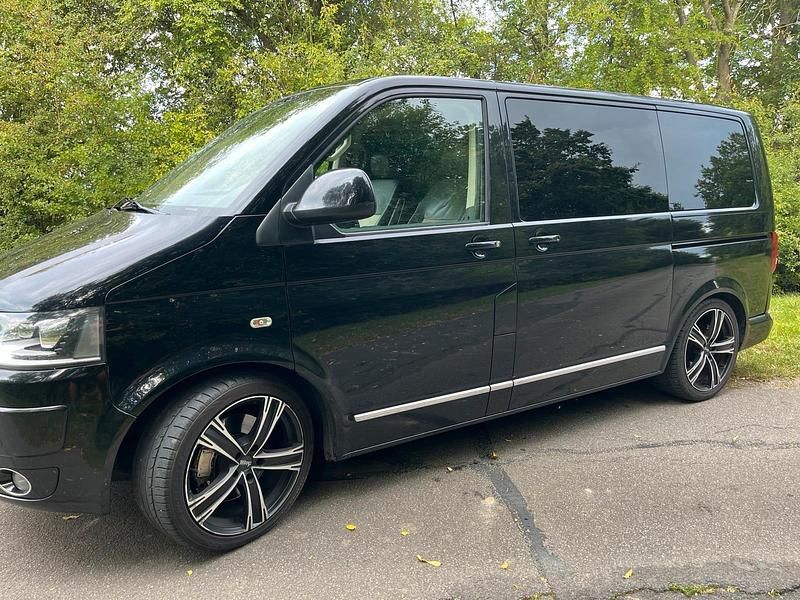 Second-hand VW T5 180 CP (132 kW) 2012 Negru Van