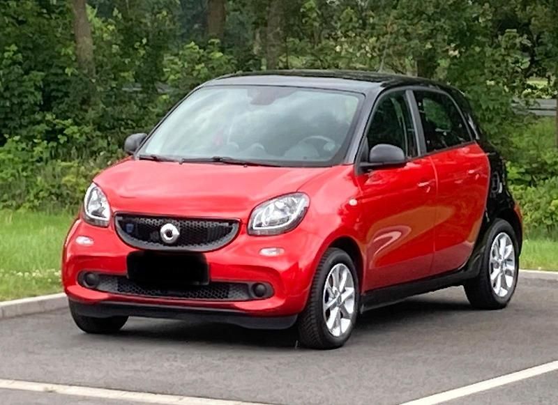 Gebraucht Smart ForFour Electric Drive 60 kW (82 PS) 2018 Rot Kleinwagen