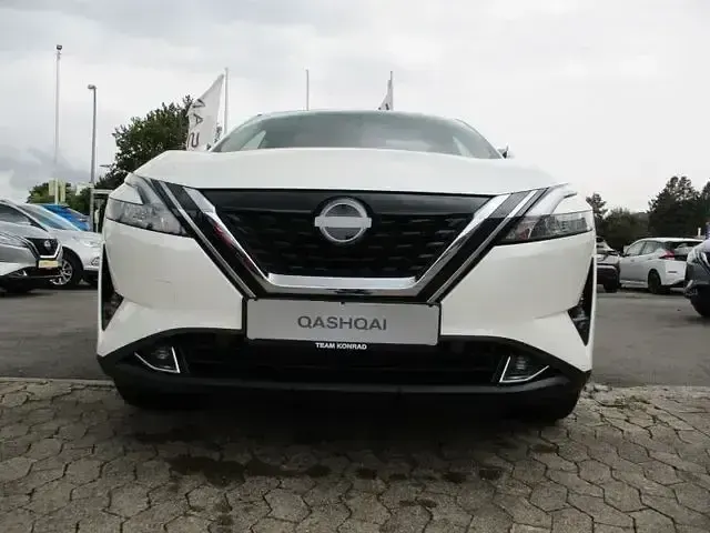 Gebraucht Nissan Qashqai N-Connecta 190 PS (139 kW) 2023 Weiß SUV