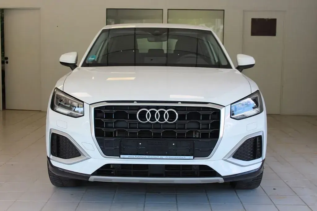 Gebraucht Audi Q2 Advanced 116 PS (85 kW) 2024 Weiß SUV