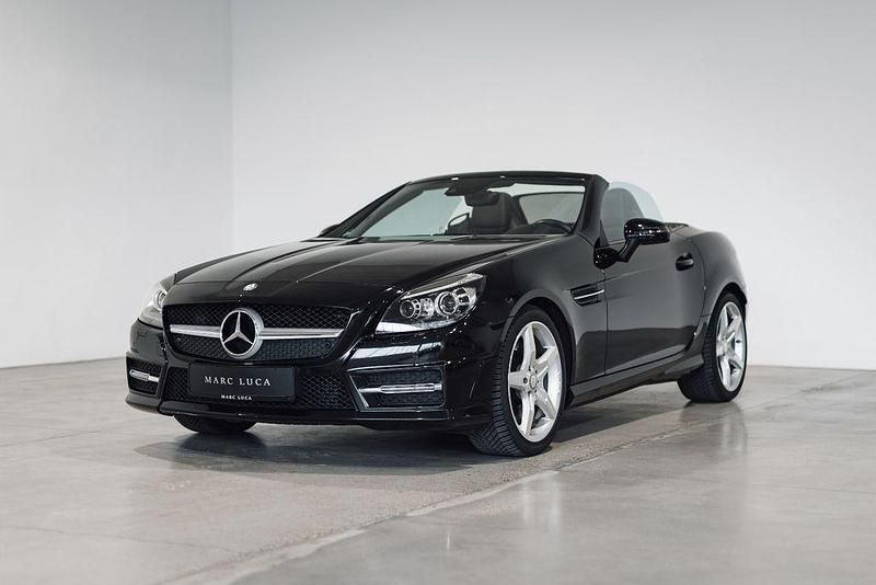 Gebraucht Mercedes SLK200 AMG 184 PS (135 kW) 2015 Obsidianschwarz Cabrio