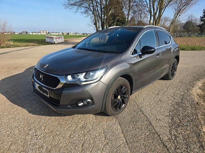 Gebraucht DS Automobiles DS4 Crossback 181 PS (133 kW) 2017 Grau SUV