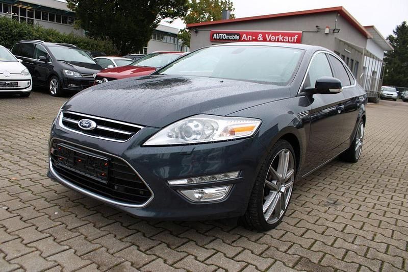 Grau Gebraucht 2011 Ford Mondeo ST-Line Limousine | 4.490 € (Guter Preis) - Bild 1/4