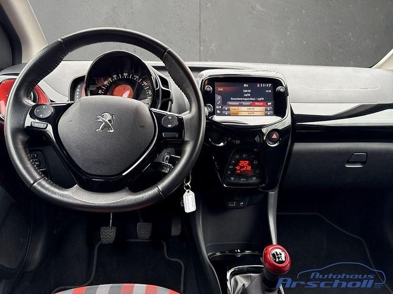 Gebraucht Peugeot 108 Top! Collection 72 PS (52 kW) 2020 Rot Limousine