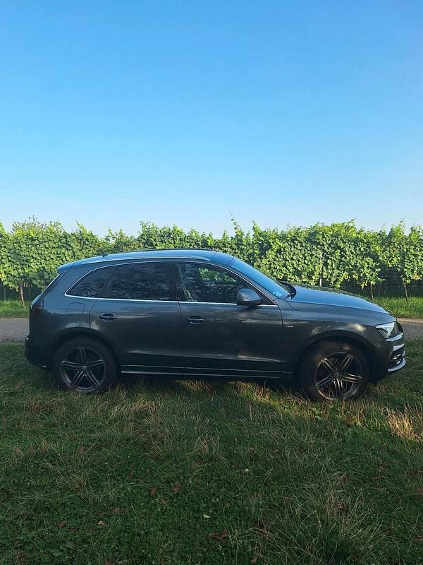 Gebraucht Audi Q5 239 PS (175 kW) 2011 Grau SUV