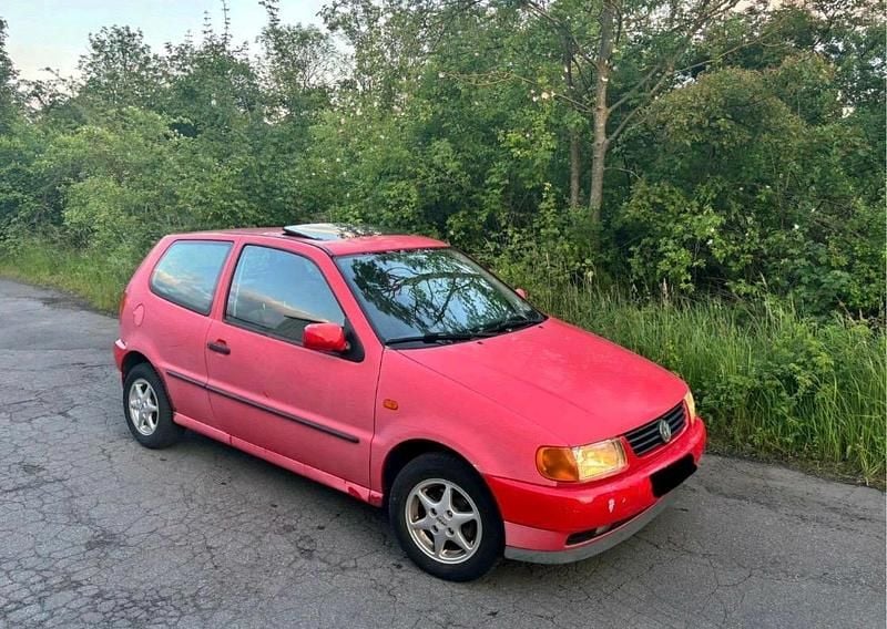Gebraucht VW Polo Basis 60 PS (44 kW) 1997 Rot Kleinwagen