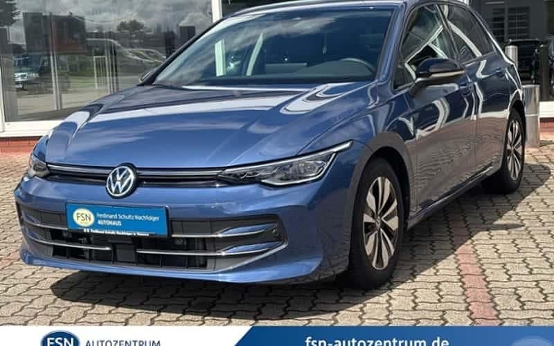 Blau Gebraucht 2024 VW Golf VIII Goal Limousine | 30.790 € (Superpreis) - Bild 1/4