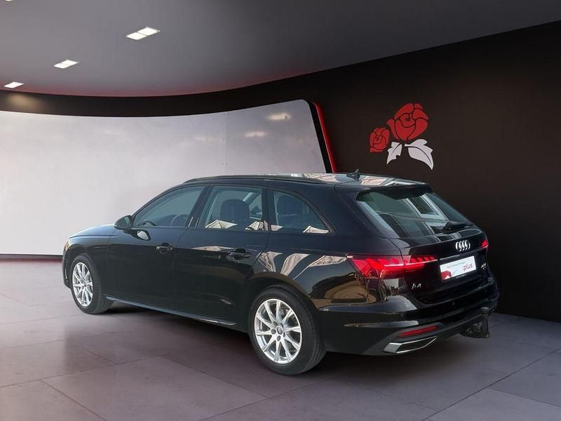 Gebraucht Audi A4 Ambiente 190 PS (139 kW) 2020 Brillantschwarz Kombi