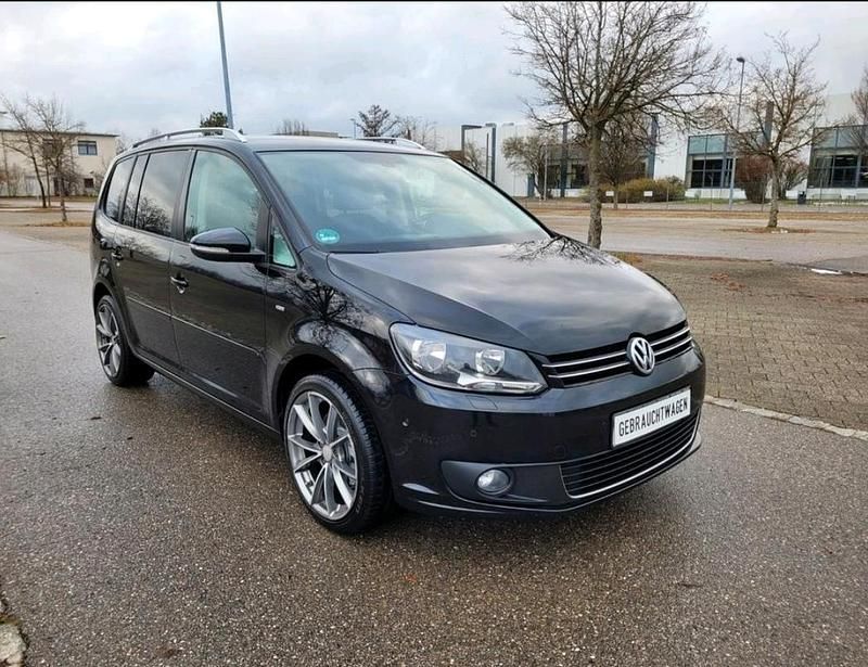 Gebraucht VW Touran Cup 140 PS (102 kW) 2015 Schwarz Van / Kleinbus