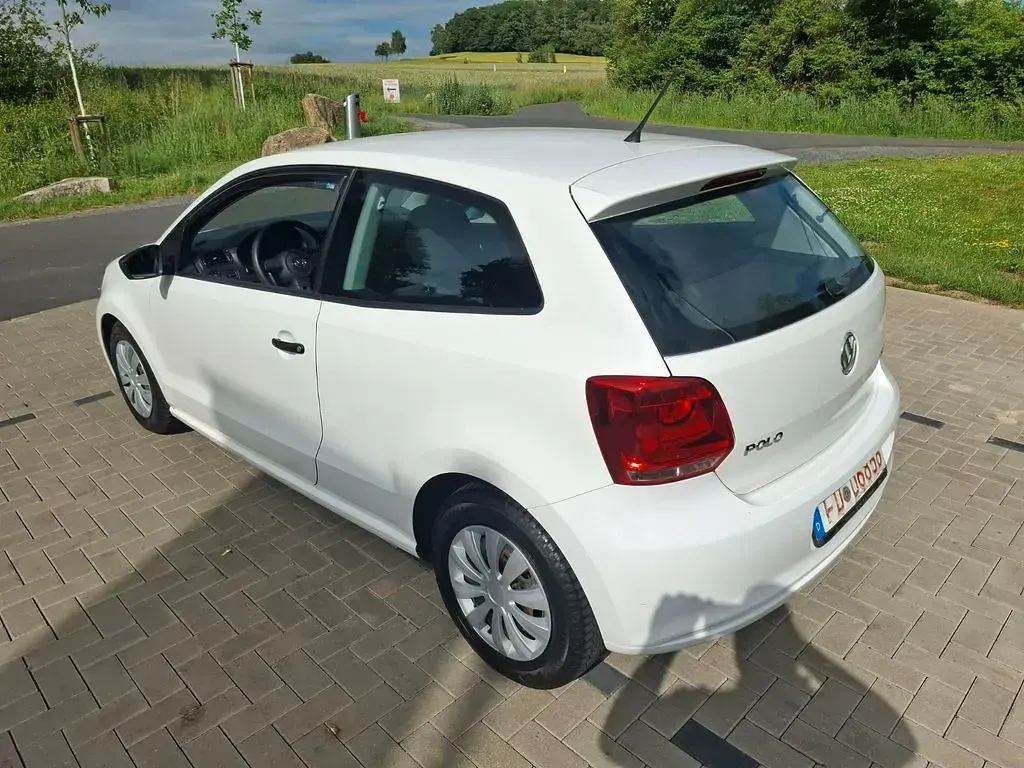 Gebraucht VW Polo Trendline 75 PS (55 kW) 2014 Weiß