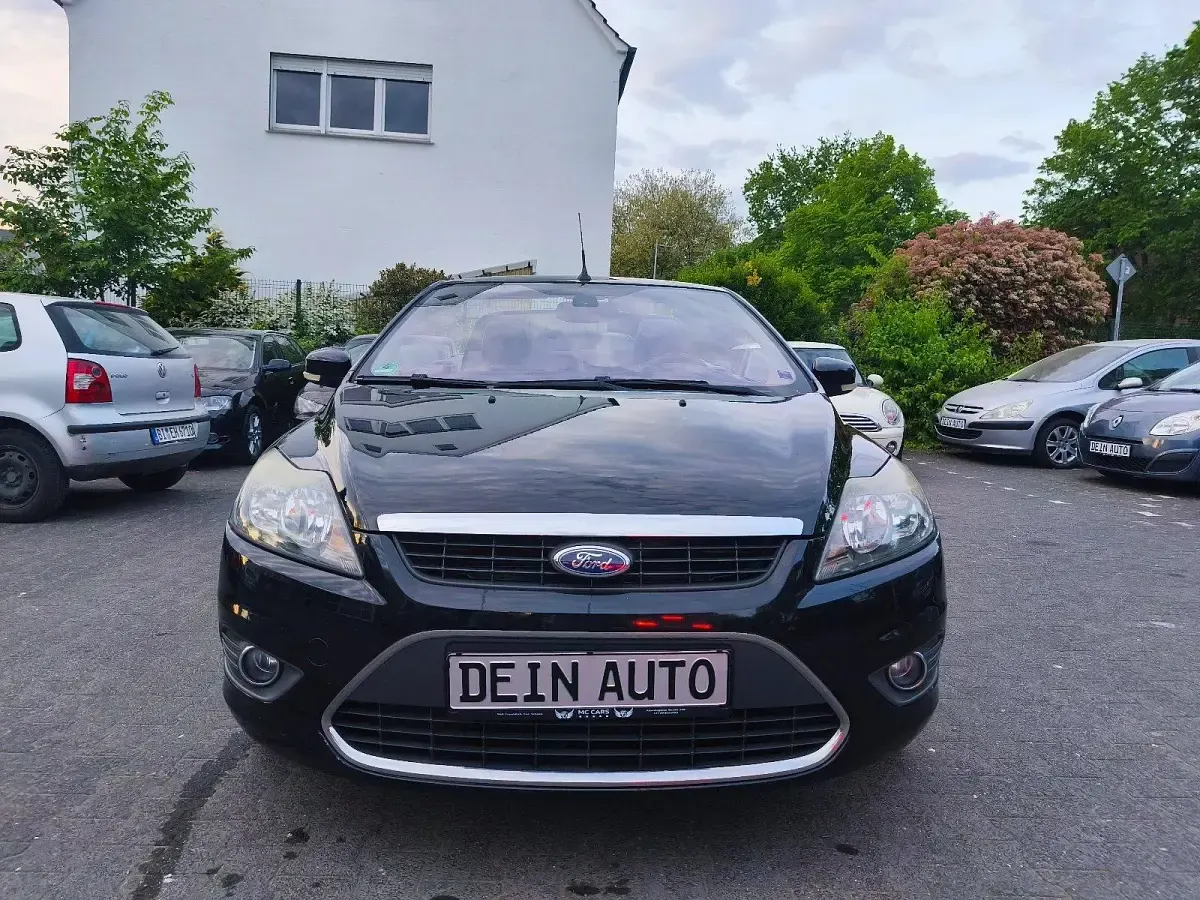 Gebraucht Ford Focus Cabriolet 145 PS (106 kW) 2010 Schwarz Cabrio