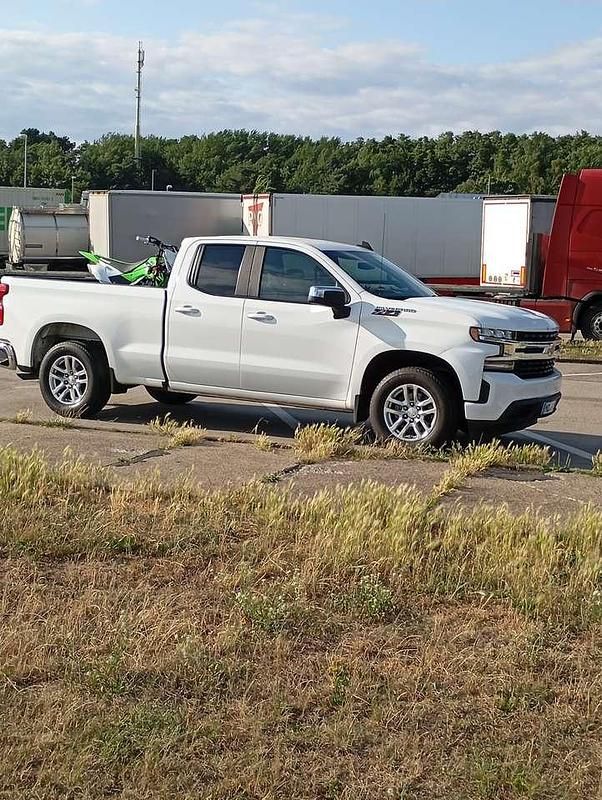 Gebraucht Chevrolet Silverado 360 PS (264 kW) 2020 Weiß SUV