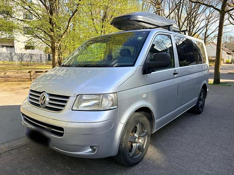 Gebraucht VW Caravelle 131 PS (96 kW) 2005 Grau Limousine