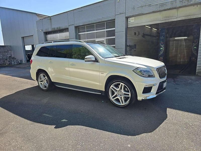 Gebraucht Mercedes GL350 AMG 258 PS (189 kW) 2015 Weiß SUV