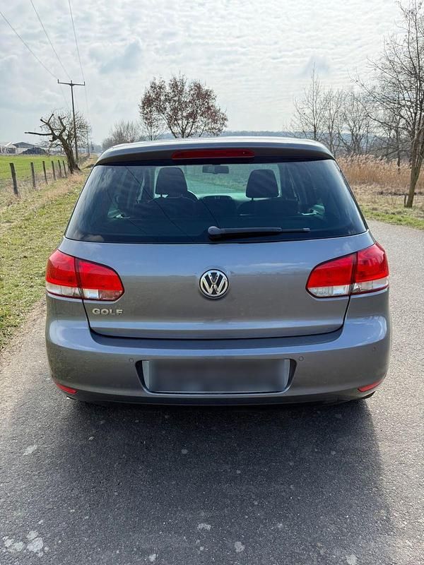 Gebraucht VW Golf VI 80 PS (58 kW) 2011 Grau Kleinwagen