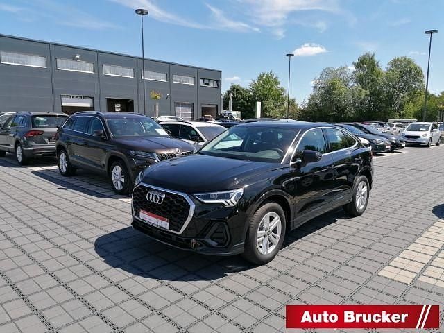 Gebraucht Audi Q3 Ambiente 150 PS (110 kW) 2022 SUV