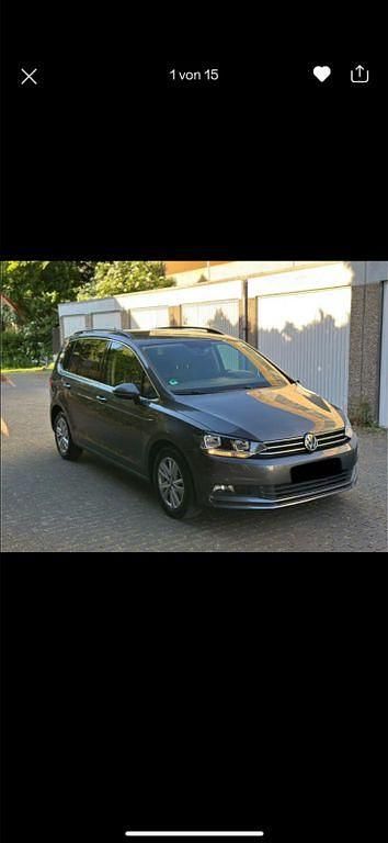 Grau Gebraucht 2020 VW Touran Comfortline Van / Kleinbus | 16.998 € (Fairer Preis) - Bild 1/4