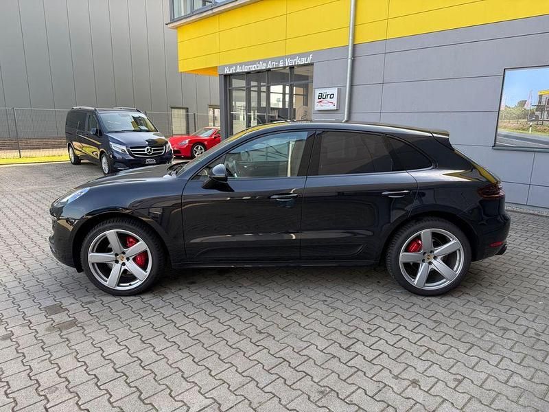 Gebraucht Porsche Macan GTS 360 PS (264 kW) 2018 Tiefschwarz SUV