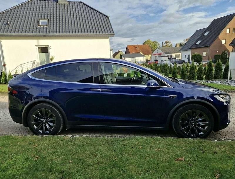 Gebraucht Tesla Model X 344 kW (469 PS) 2018 Blau SUV