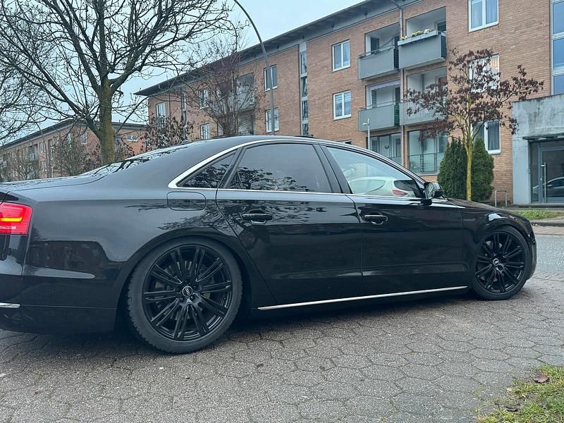 Gebraucht Audi A8 Ambiente 351 PS (258 kW) 2010 Braun Limousine