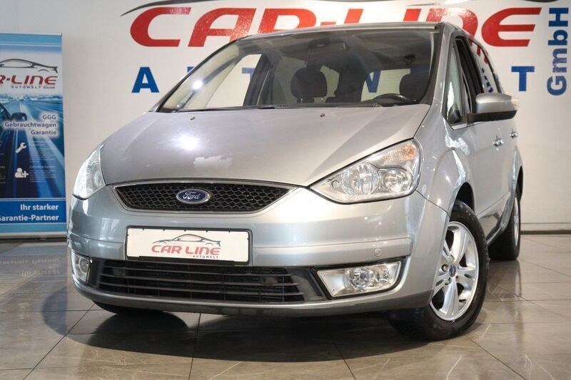 Silber Gebraucht 2009 Ford Galaxy Titanium Van / Kleinbus | 9.444 € (Teuer) - Bild 1/4