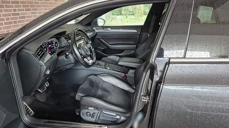 Gebraucht VW Arteon R-line 190 PS (139 kW) 2018 Grau Kleinwagen
