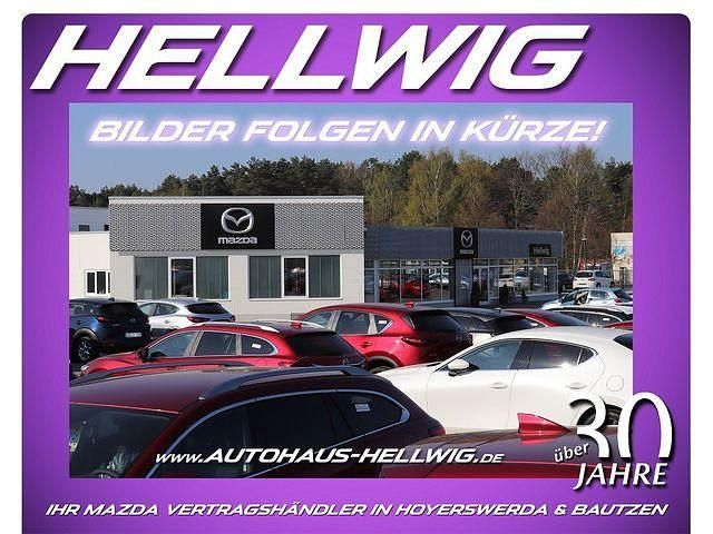Weiß Neu 2024 Mazda 3 Center-Line Limousine | 25.680 € (Superpreis) - Bild 1/4