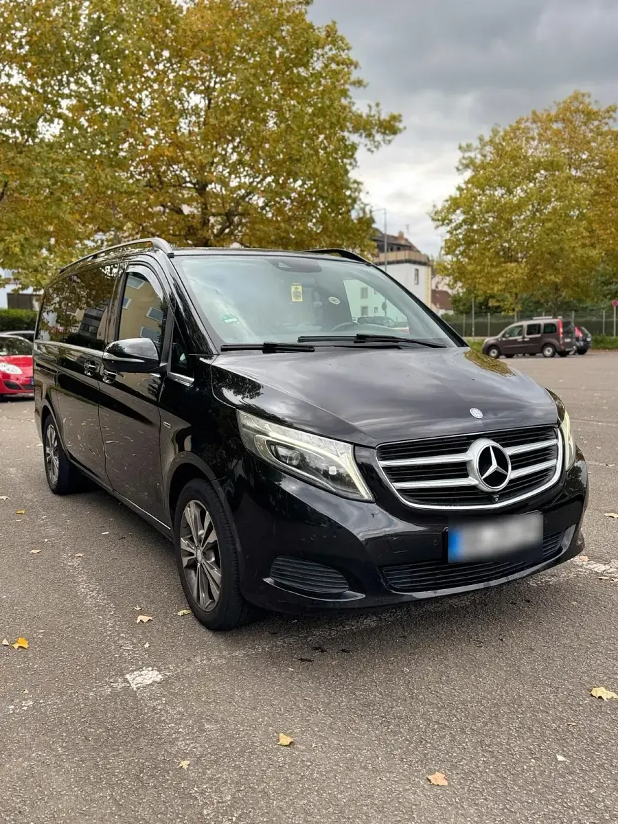 Gebraucht Mercedes V250 Avantgarde 190 PS (139 kW) 2014 Schwarz Van / Kleinbus