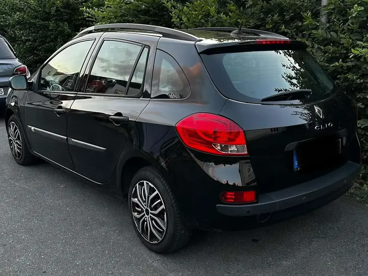 Gebraucht Renault Clio GrandTour 75 PS (55 kW) 2012 Schwarz Kombi