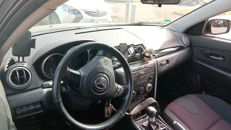 Second-hand Mazda 3 105 CP (77 kW) 2004 Gri Berlinǎ